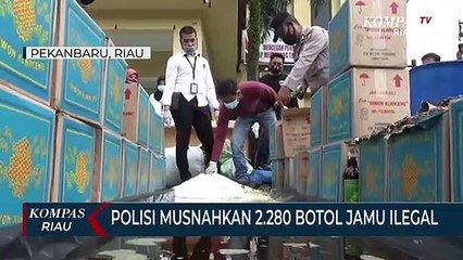 Polisi Musnahkan 2.280 Botol Jamu Ilegal