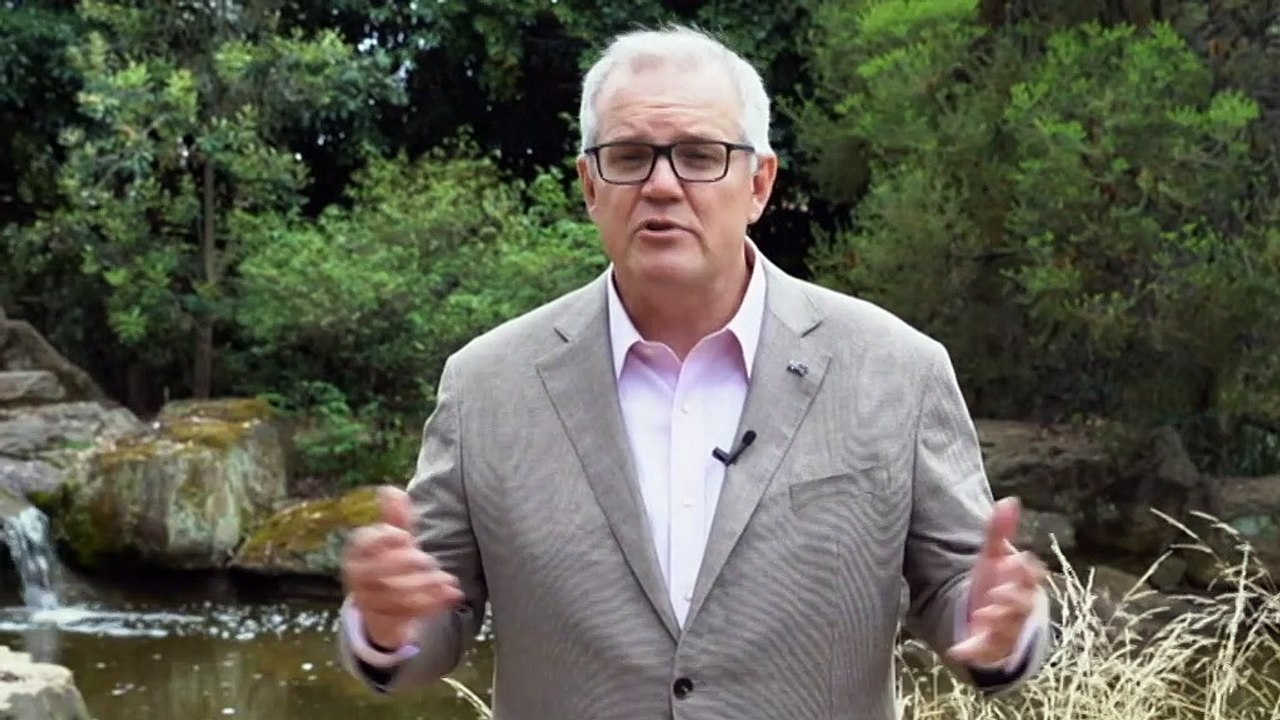 Prime Minister Scott Morrison delivers New Years message full of praise