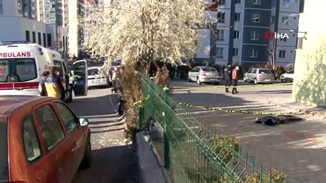 Boşanma aşamasındaki kadın 8. kattan atlayarak yaşamına son verdi