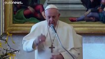 Papa Francesco messo k.o. dalla sciatalgia: saltano i riti di fine e inizio anno
