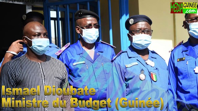 Remise de diplômes aux jeunes douaniers : les mots du ministre du Budget Ismaël Dioubaté