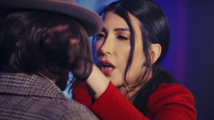 Hande Yener - Bela