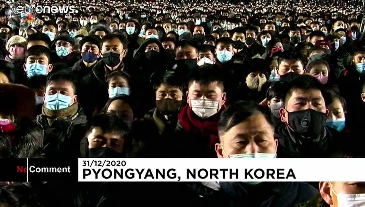 Mit Feuerwerk und Show: Nordkorea begrüßt 2021