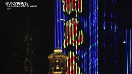 Neujahrsparty in Wuhan: Tausende begrüßen 2021 in den Straßen der Stadt