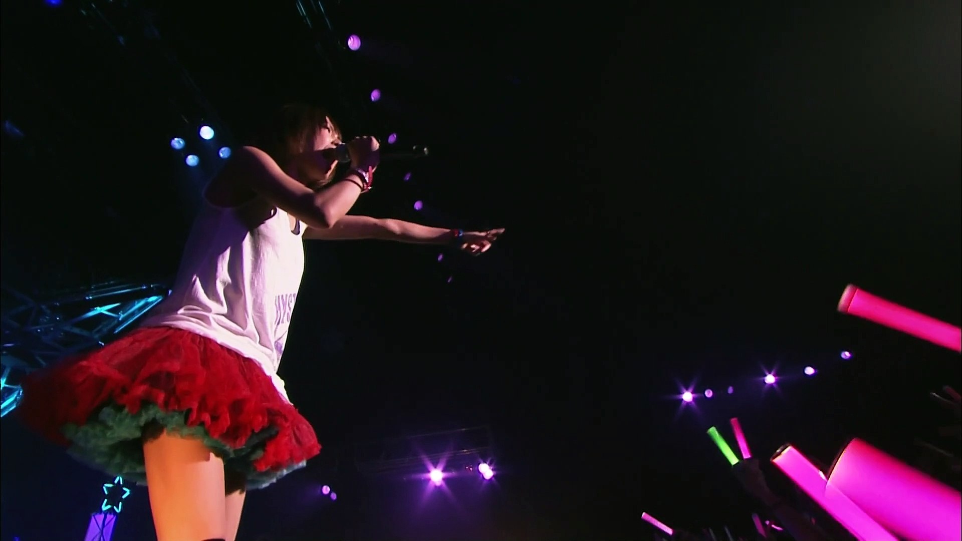 Girls Dead Monster Starring Lisa Run With Wolves Tour Live 10 動画 Dailymotion