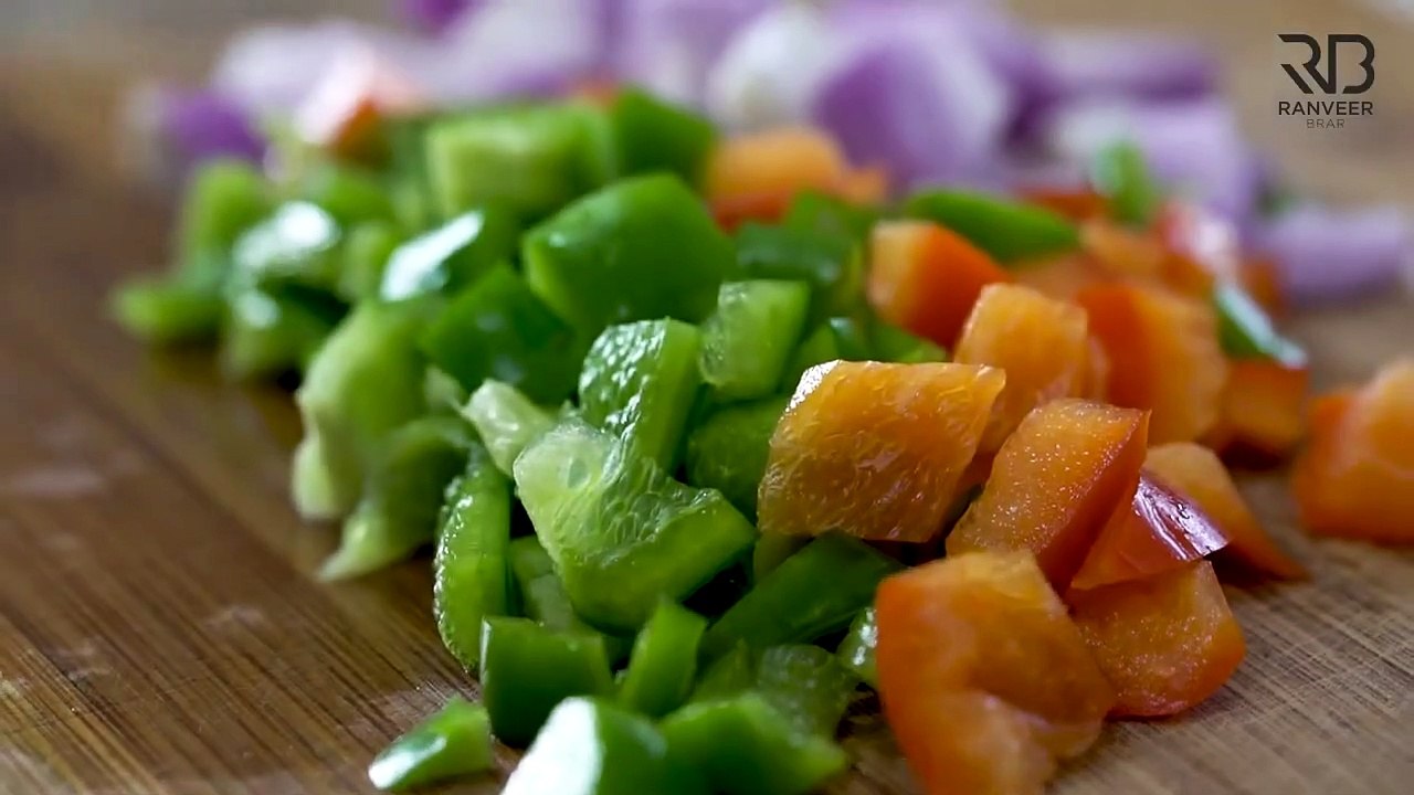 Cheesy Crust Pizza no oven _ चीज़ बर्स्ट पीज़्ज़ा घर पे  _ Cheese burst no yeast _ Chef Ranveer Brar