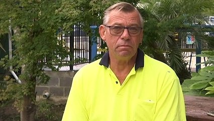 Victorians rushing to get back from NSW before midnight