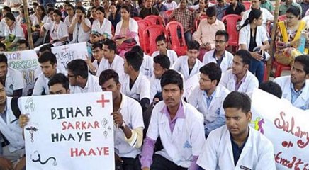 बिहारः स्वास्थ्य मंत्री मंगल पांडेय से मुलाकात के बाद जूनियर डॉक्टरों की हड़ताल खत्म