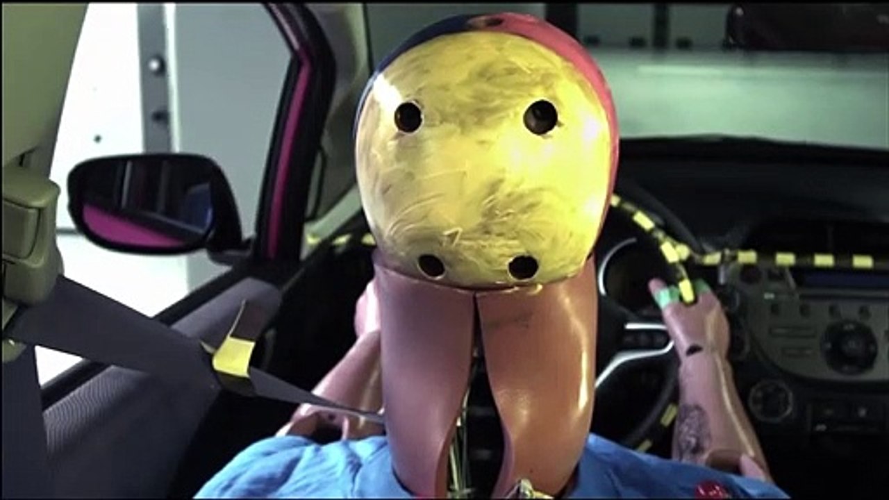 Small cars - Selected crash tests _ AutoMotoTV