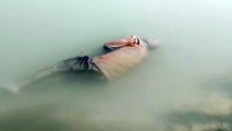लखीमपुर खीरी के तहसील मितौली के रतहरा गांव के पास नदी में तैरता दिखा शव