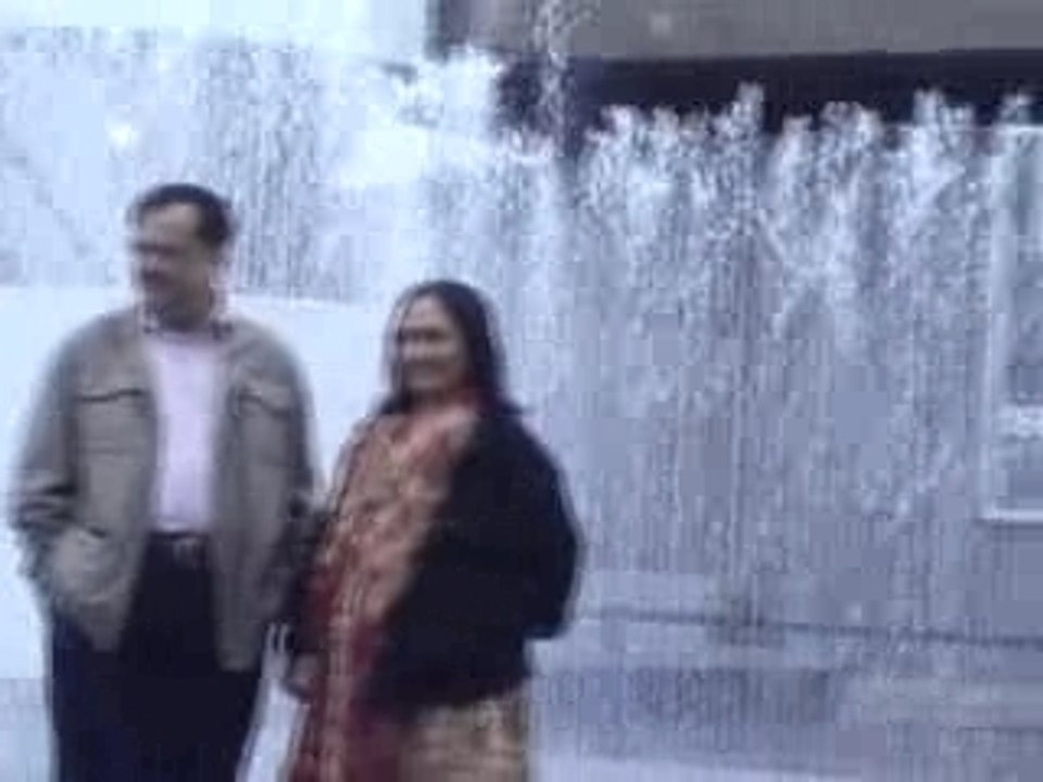 Kaka-Kaki in Fountains