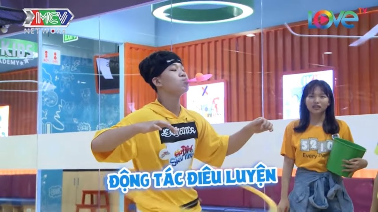 Thi - Mon "MẮT CHỮ O MIỆNG CHỮ A" trước màn lắc vòng SIÊU ĐIỆU NGHỆ của Kenji 