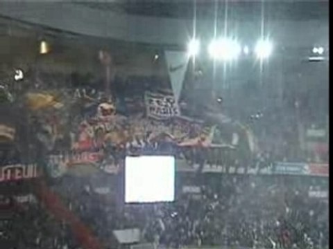 Tifo 5 ans authentiks paris PSG - asse