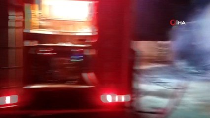 Park halinde alev alan tır küle döndü