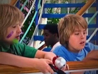 The Suite Life On Deck S01E03 - Broke N Yo-Yo