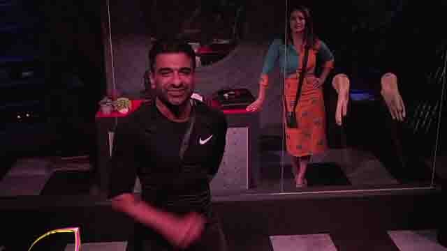 Bigg Boss 14 Promo : Eijaz Khan कर रहे है Pavitra Punia को Miss | FilmiBeat