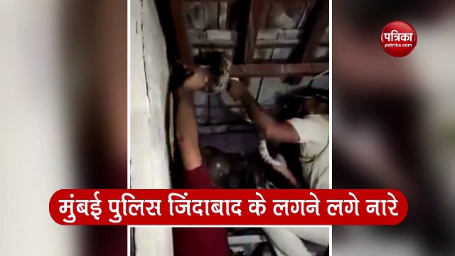 घर में घुसे 6 फुट अजगर को दबंग पुलिसवाले ने ऐसे किया कैद, देखें Viral Video