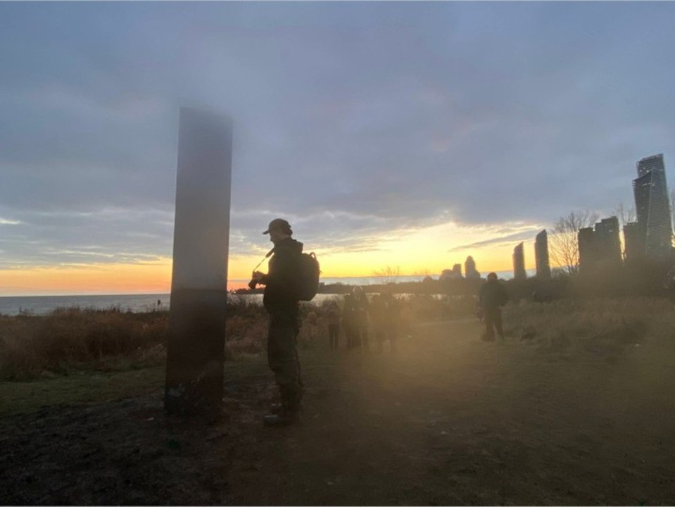 Monolith in Kanada aufgetaucht: Was hat es mit den Stelen auf sich?