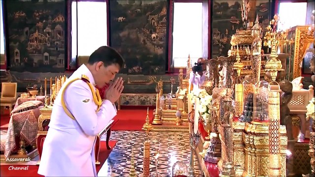 ในหลวงเสด็จพระราชดำเนินไปในการพระราชพิธีทรงบำเพ็ญพระราชกุศลตั้งเปรียญ เนื่องในวันวิสาขบูชา 2563