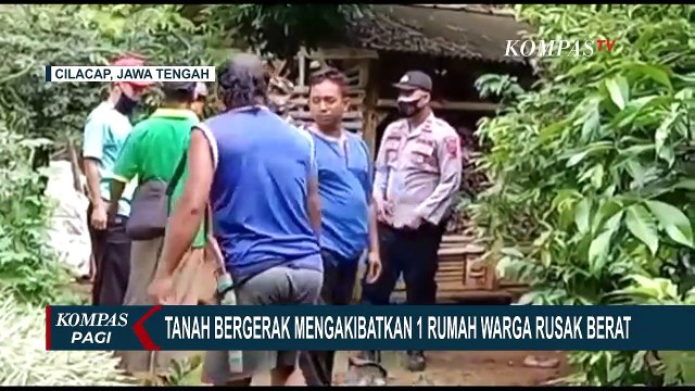 Rumah Warga Hampir Roboh Akibat Tanah Bergerak di Cilacap