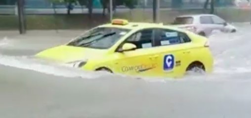 Flash floods and ponding in Singapore and JB over the new year's weekend