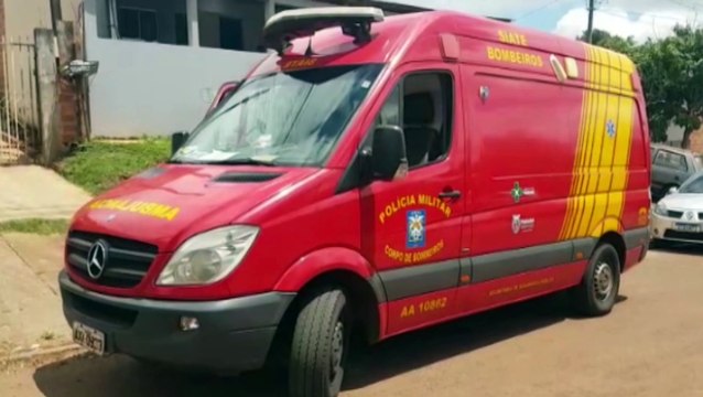 Gestante de oito meses cai em escada no Bairro XIV de Novembro e é socorrida pelo Siate