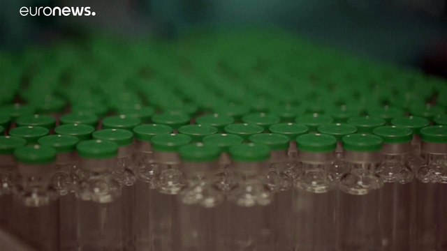 Индия одобрила сразу две вакцины