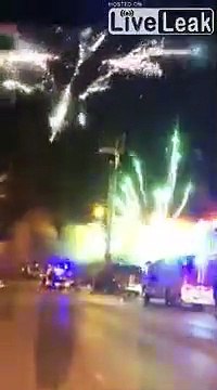 En russie on allume les usines de feux d'artifice pour le 31...