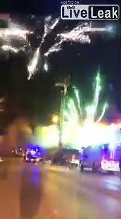 En russie on allume les usines de feux d'artifice pour le 31...