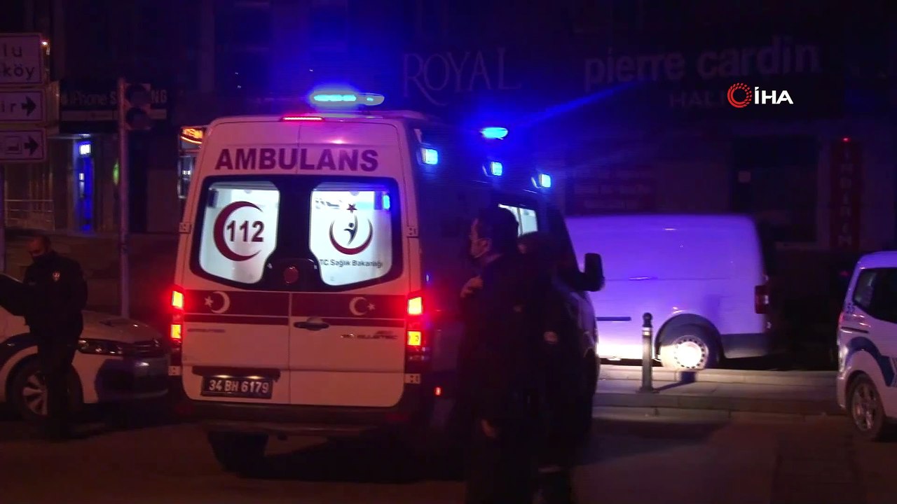 Ümraniye’de kuryeli motosiklet ile kamyonet çarpıştı: 1 ölü