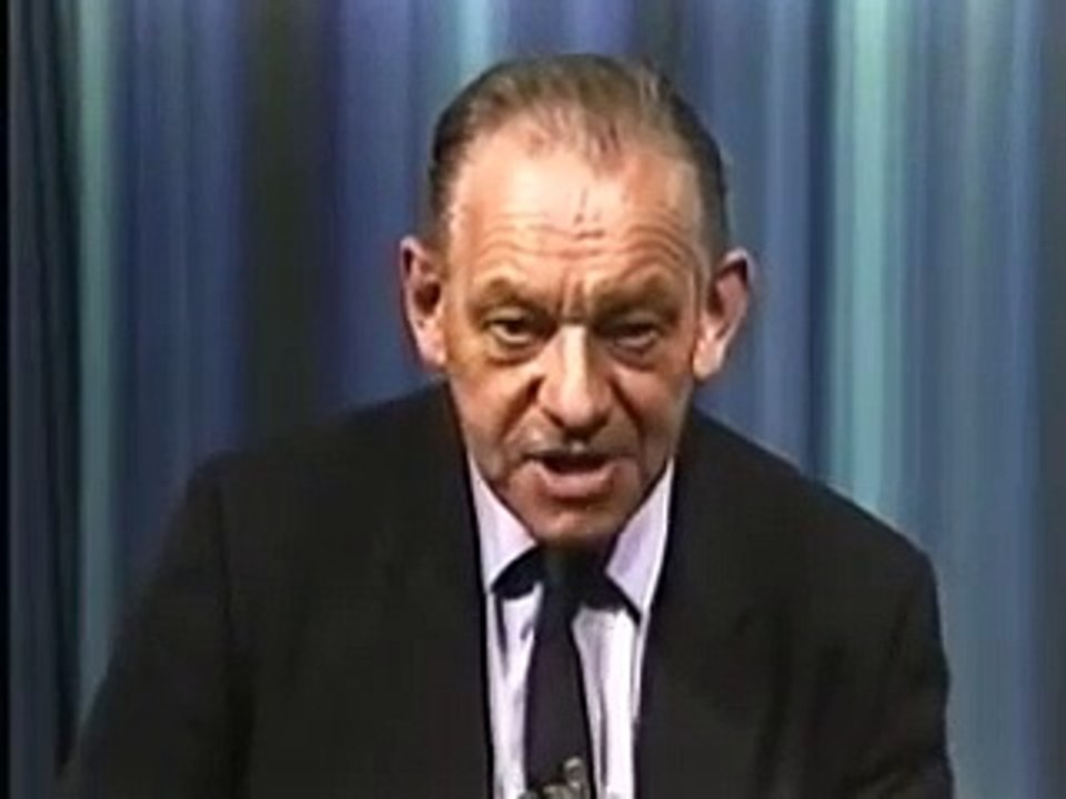 Professor Eric Laithwaite Demonstration of a Gyro Wheel video