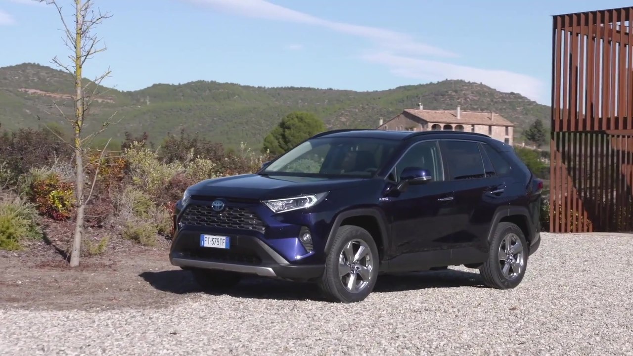 Toyota RAV4 SUV mit Plug-in Hybrid