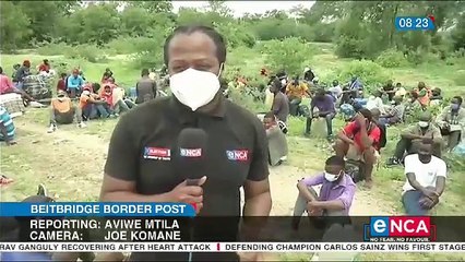 Hundreds cross the Beitbridge border illegally daily