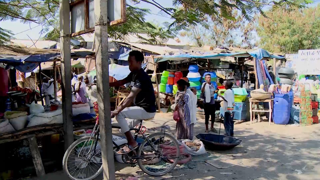 رغم المواجهات العسكرية.. بلدة المتمة رابط تجاري مهم بين إثيوبيا والسودان