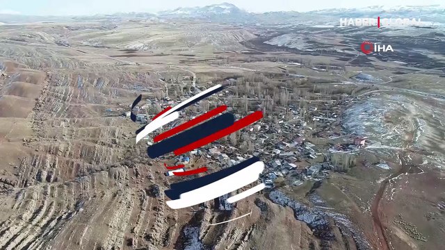 Bozkırın ortasında tek, görenlerin dikkatini çekiyor! Orada bir yatır var