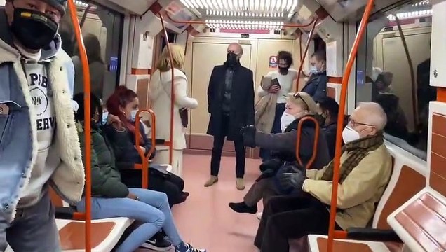 Lamentable discusión en el Metro de Madrid por las mascarillas: ¡Que te tapes la nariz!