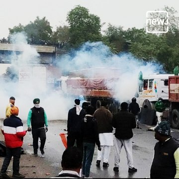 Major Clash Breaks Out Between Protesting Farmers And Police In Jaipur-Delhi Border