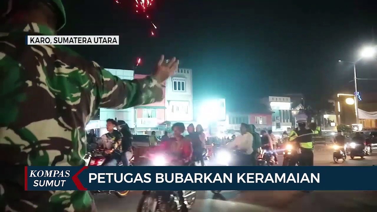 Petugas Bubarkan Keramaian