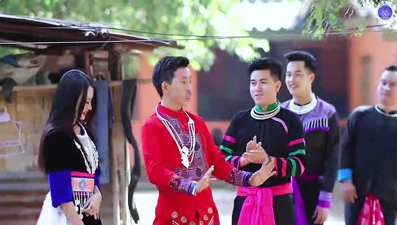 Oh Nkauj Hmoob by Leekong Xiong Win Vang  Hmoob Yaj  Lisfoom Vaj