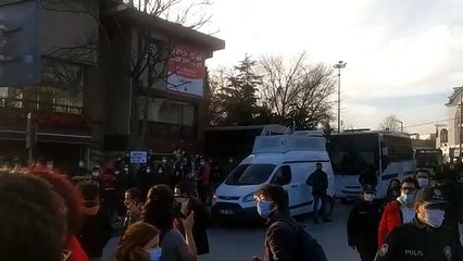 Polis, Boğaziçili öğrencilere gazla müdahale etti