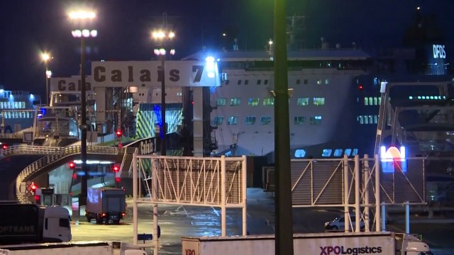 في كاليه استئناف سلس لحركة المرور عبر نفق المانش