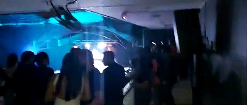 Pillaron a 300 jóvenes en una rumba electrónica en Cali 2