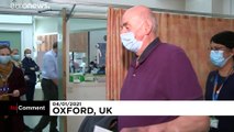 شاهد: ثمانيني مريض بالكلى أول من يتلقى لقاح أسترازينيكا - أكسفورد في العالم