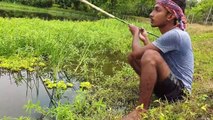 Primitive Fishing Technique _ Smart Hunter Hunting Big Fish_ Fish Catch Without Fishing Equipment