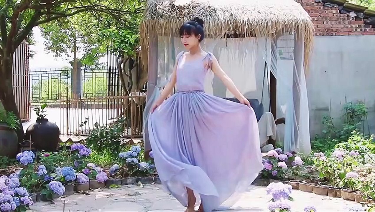 포도 껍질로 드레스를 만드는 것은 어떤 경험일까요?