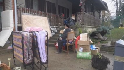 Miles de croatas siguen sin techo tras el seísmo de hace una semana