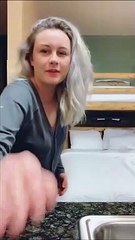 Cette version de I Feel Good va faire votre année