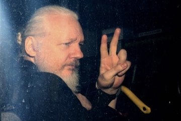 Julian Assange Extradition Order Is Blocked by UK Judge