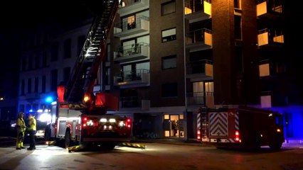 Fumées suspectes dans un immeuble à appartements à Namur