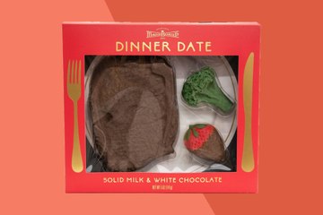 Nothing Is More Romantic Than This Chocolate Steak Dinner